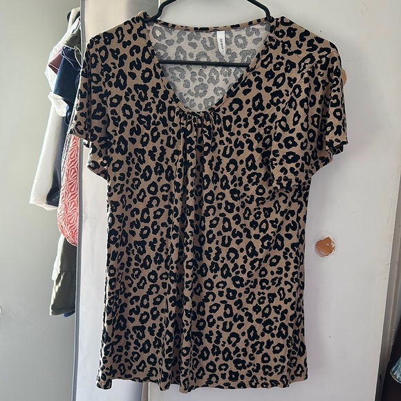 Leopard shirt - Picture 1 of 3